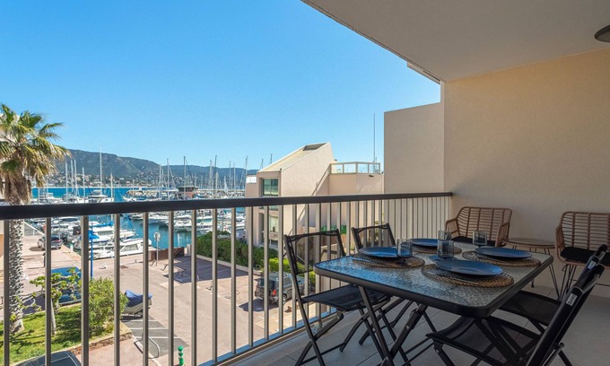 La Faviere Appartement | le Port de Bormes by Interhome