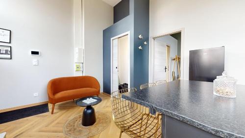 Dole Appartement | Le porte plume