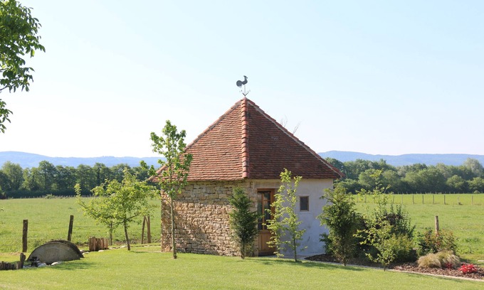Courlaoux Maison | Le poulailler de Nilly, spa privé à partir de mai