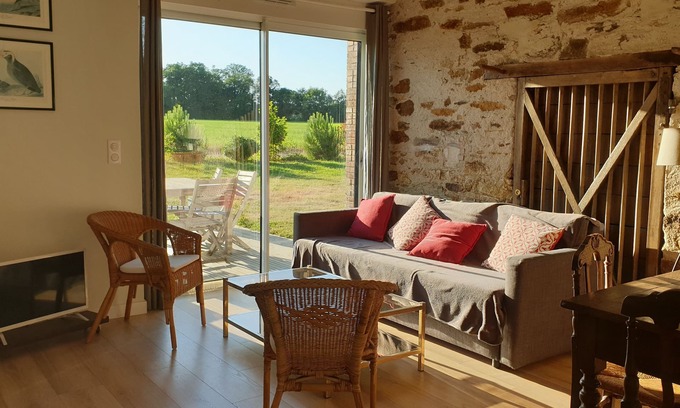 Chaumes-en-Retz Cottage | Le Pressoir : Gîte spacieux, pleine Nature, forêt à 100m, Pornic à 20 Minutes