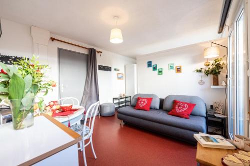 Saint-Laurent-en-Grandvaux Appartement | Le Ptit Bois - Piscine partagée