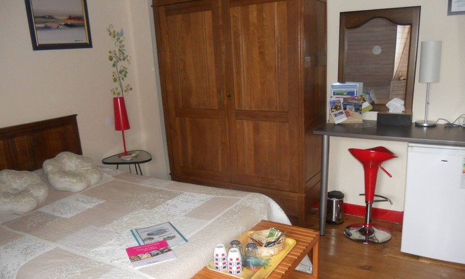 Menesplet Maison | Le Puits des Lucques Chambres d'Hotes