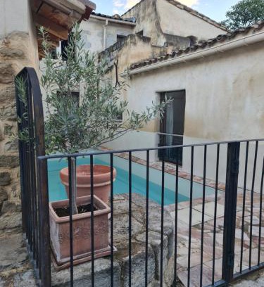 Barbentane Maison | Le repaire de Mélusine