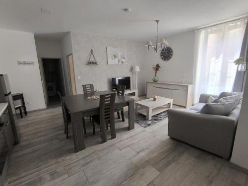 Riez Appartement | Le Romarin classé 3 étoiles
