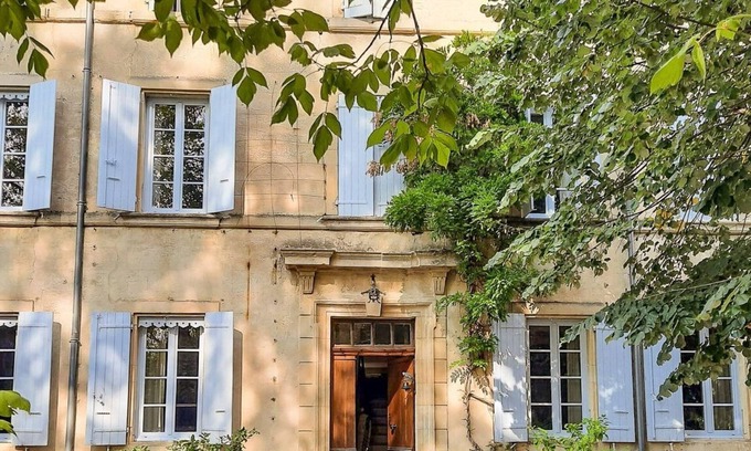 Grignan Maison | Le Roset, propriété avec piscine et jardin, vue sur le château de Grignan