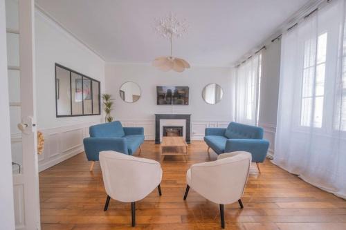 Centre Erlon Appartement | Le Royaume - Parking