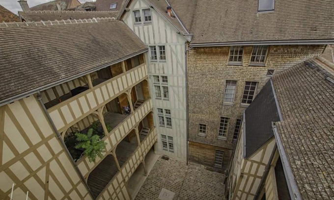 Old Town Appartement | Le Sacré Troyes - TROYES