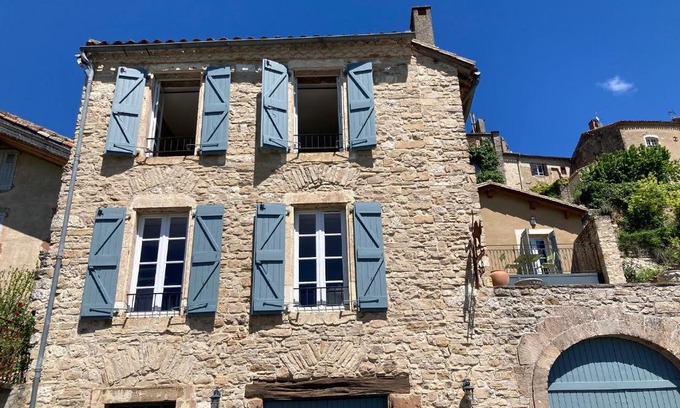 Cordes-sur-Ciel Lit Et Petit-Déjeuner | le secret du chat