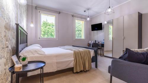 Mirandola Appartement | -Le stanze dei Pico- Wi-Fi, nel cuore di Mirandola - una terrazza unica sul tetto