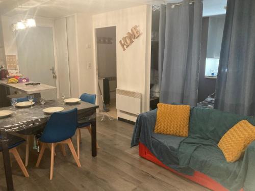Arreau Appartement | Le « studio sur la Neste » dans le centre d’Arreau