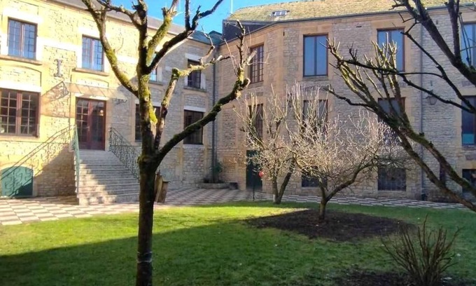 Sedan Appartement | LE TEMPS SUSPENDU - SEDAN