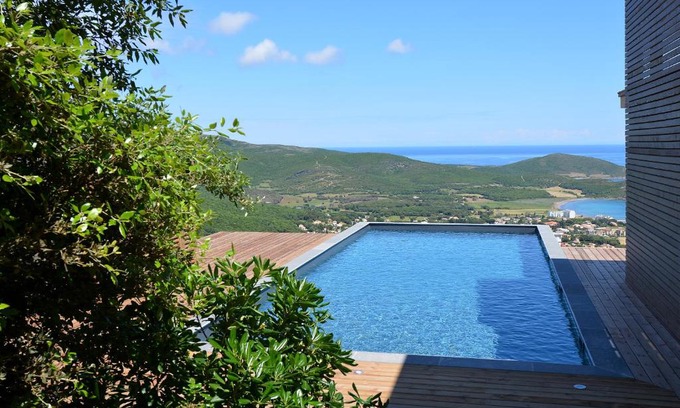 Tomino Hôtel | Le Tomino