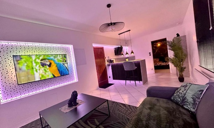 Noisseville Appartement | Le Tropical sublime ambiance Jungle proche Metz