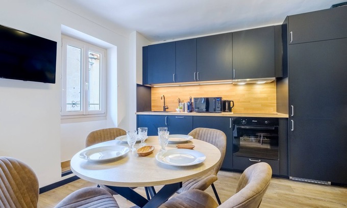 La Turbie Appartement | Le Turbiasque - apt climatisé - 500m de la plage