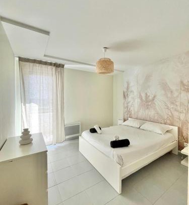 Saint-Roch Appartement | Le Vauban - clime - terrasse - port -plages - commerces