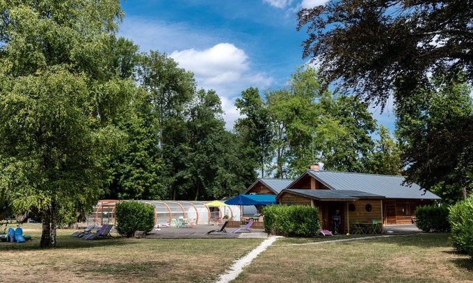 Bar-sur-Aube Location De VR | Le Village de la Champagne - Slowmoov