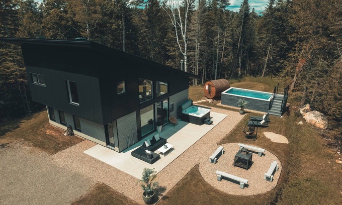 Morin Heights Maison | Le Zen House 3