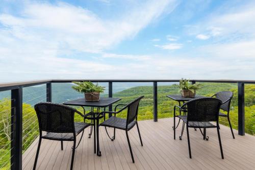 Nellysford Maison | Ledges 72 with Wintergreen Advantage