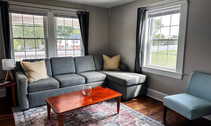 Lynchburg Maison | Leesville Getaway - Family Friendly, Great Location, close to LU!