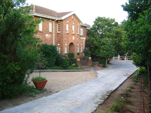 Caledon Maison | Leeuwenhof Guesthouse