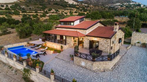Kato Lefkara Chalet De Ski | Lefkara Villa