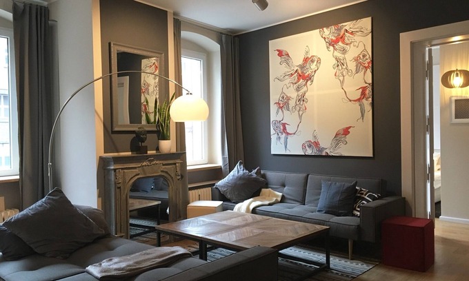 Neukoelln Appartement | Legal 140 sqm vacation apartment for up to 10 people