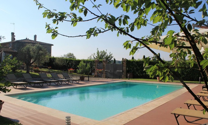 Siena Maison | Maison jumelée dans la campagne siennoise, piscine commune, idéale pour découvrir la Toscane