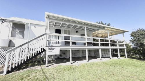 Yamba Maison | Leightons Cottage, 8 Campbell Lane