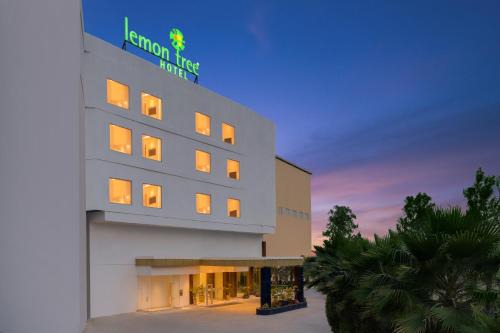 Islamnagar Hôtel | Lemon Tree Hotel, Chandausi