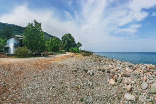 Zagora-Mouresi Maison | Lemongarden by the sea
