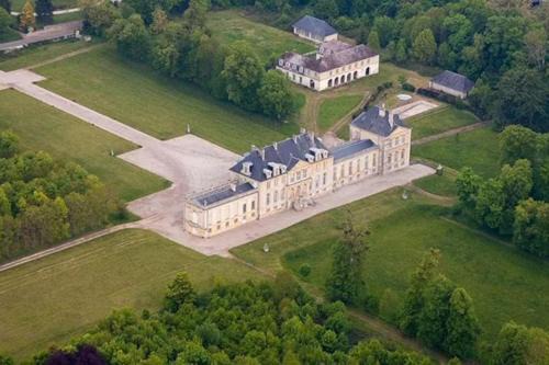 Versainville Maison | Les Arcades du Chateau