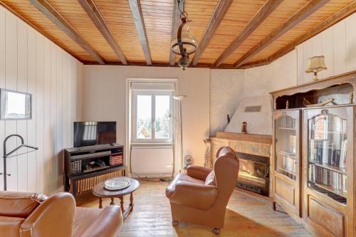 Arconsat Maison | Les Bois Noirs - appt vue montagne