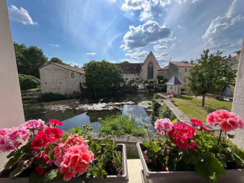Verteuil-sur-Charente Lit Et Petit-Déjeuner | Les Bruyeres Chambres dhotes et Gite