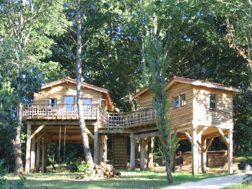 Urval Maison | Les Cabanes du Tertre