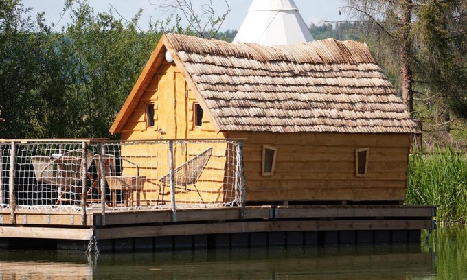 Givrauval Chalet De Ski | Les Cabanes Flottantes