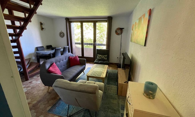 Saint-Leger-les-Melezes Appartement | Les Chardons - Apt duplex vue montagne