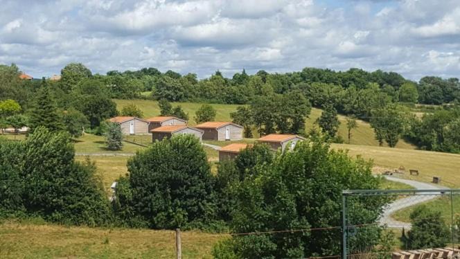 Montredon-Labessonnie Appartement | LES CHALETS D HERMINE