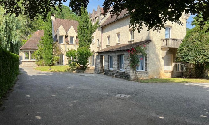 Sault-Brenaz Maison | Les Chambres de Brénaz
