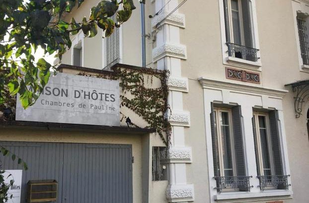 Albertville Appartement | les chambres de pauline appartements avec climatisation et spa parking moto garage vélo