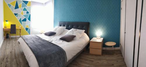 Massy Appartement | Les Clés du Bonheur by Beds4Wanderlust, 47m2 avec Terrasse privative & Parking-RER B TGV 10min-Orly 20min