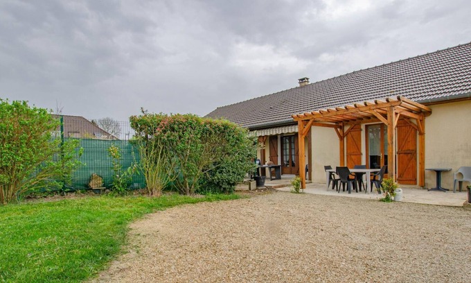 Laines-aux-Bois Maison | Les Frétées - LAINES AUX BOIS