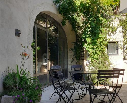 Grignan Maison | Les Grés Logis de Charme