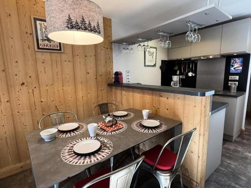 Val Claret Appartement | Les Hauts Du Val Claret A - Studio cabine très cosy au centre pied de pistes MAE-1334