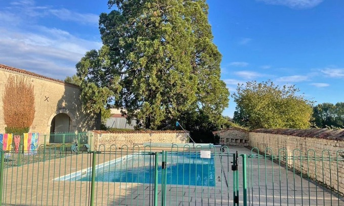 Villemain Maison | Les Hirondelles lovely house set in South West France