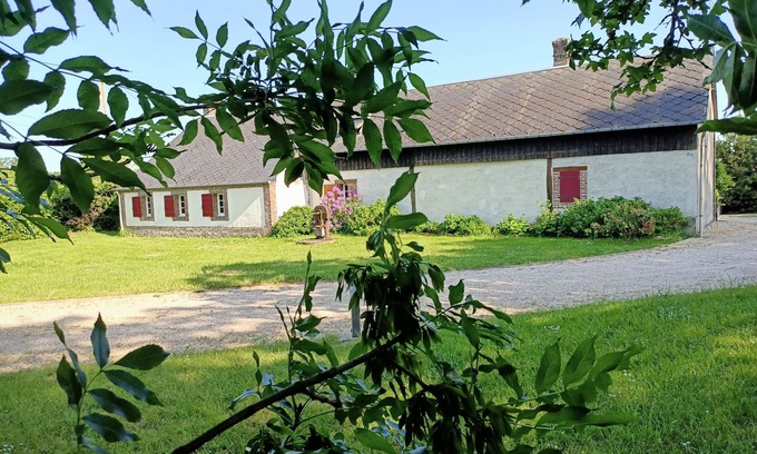 Beaufai Villa | "Les Hortensias" de Beaufai pour 12 personnes. Animaux de compagnie bienvenue