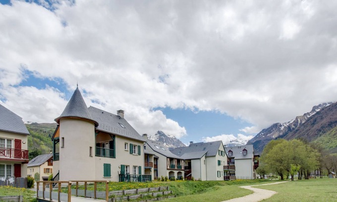 Peyragudes Appartement | Les Jardins de Balnéa by Interhome
