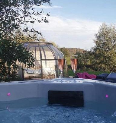 Outremecourt Lit Et Petit-Déjeuner | Les nuits insolites de la mothe - hébergement en bulle ou tiny house avec spa privatif