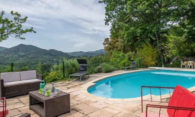 Saint-Jean-du-Gard Maison | Les Ondes by Interhome