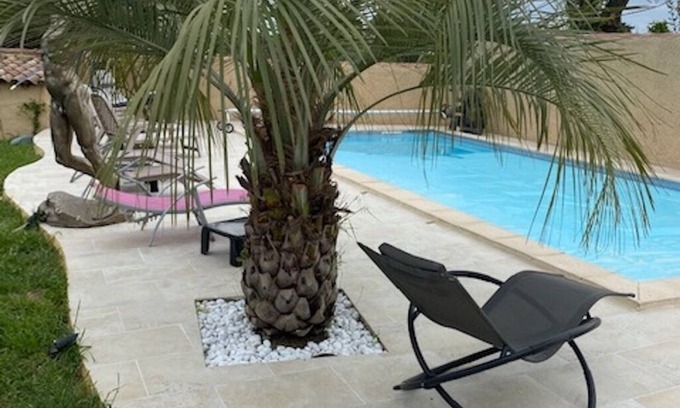 Euzet-les-Bains Villa | Villa Spa Piscine : entre mer et montagne
