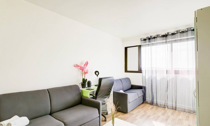 Front de Lac Appartement | Les Portes de Créteil Soleil